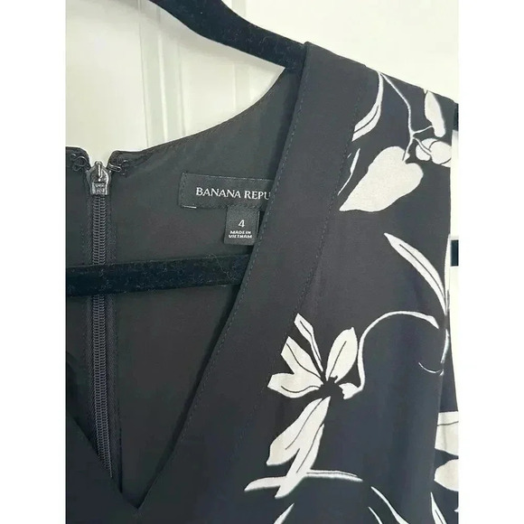 Banana Republic | Black and White | Dress | Work | Office - Picture 4 of 5